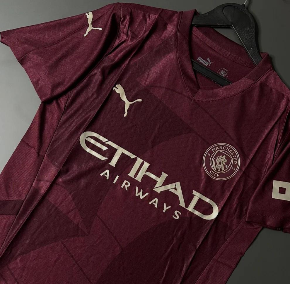 MANCHESTER CİTY 2024-2025 BORDO FORMA